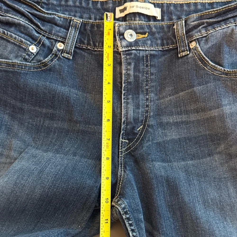Levi's Women's Blue 518 Superlow Jeans 32x32